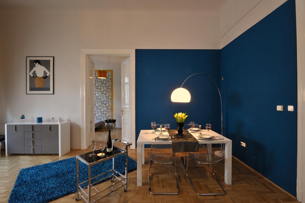 International Apartments Budapest Bagian luar foto